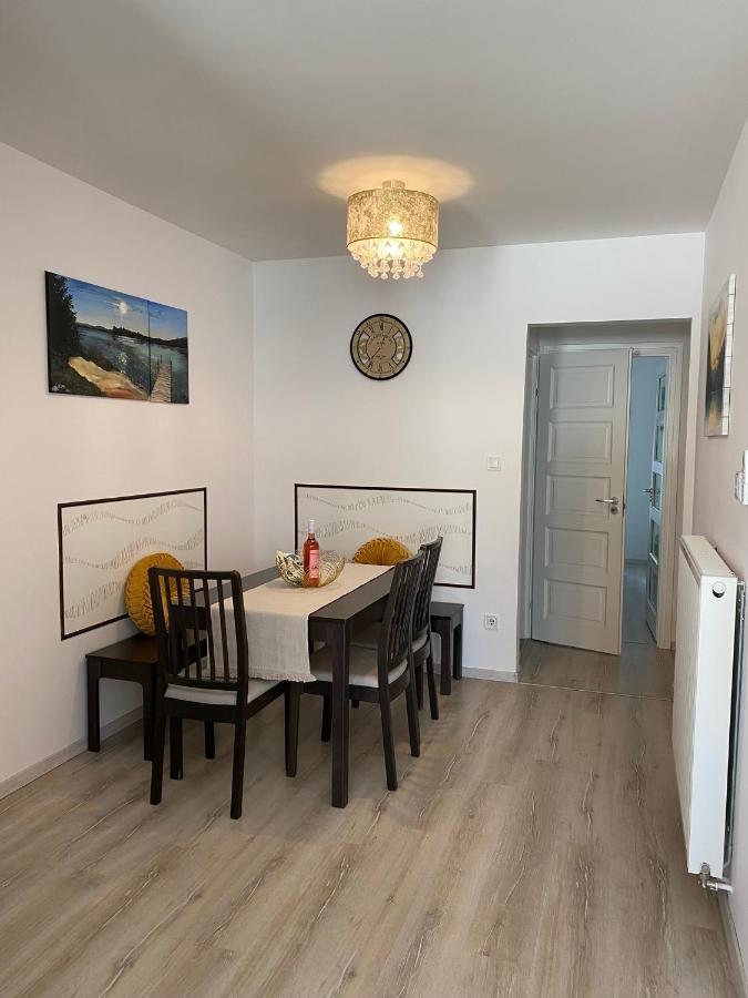 Apartamento Moonshine Szeged Exterior foto